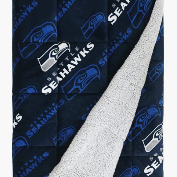 NFL SEAHAWKS: PLUSH-SHERPA/ REVERSIBLE/ DOWN ALTERNATIVE COMFORTER (Queen/King) - Picture 4 of 6